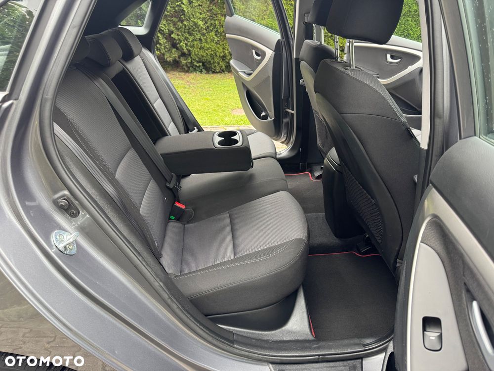 Hyundai i30 1.4 Passion - 25