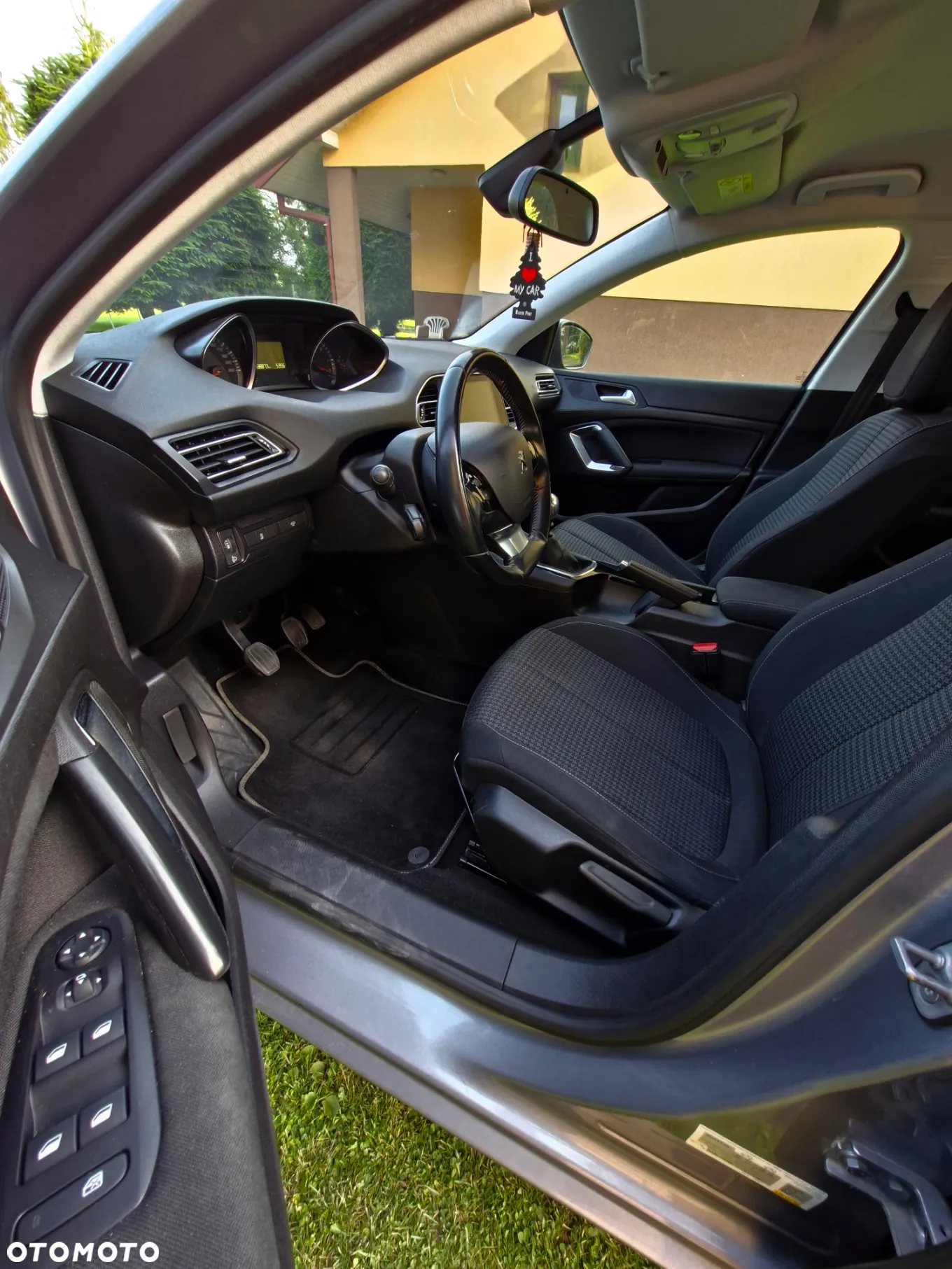 Peugeot 308 1.5 BlueHDi Business Line S&S - 5