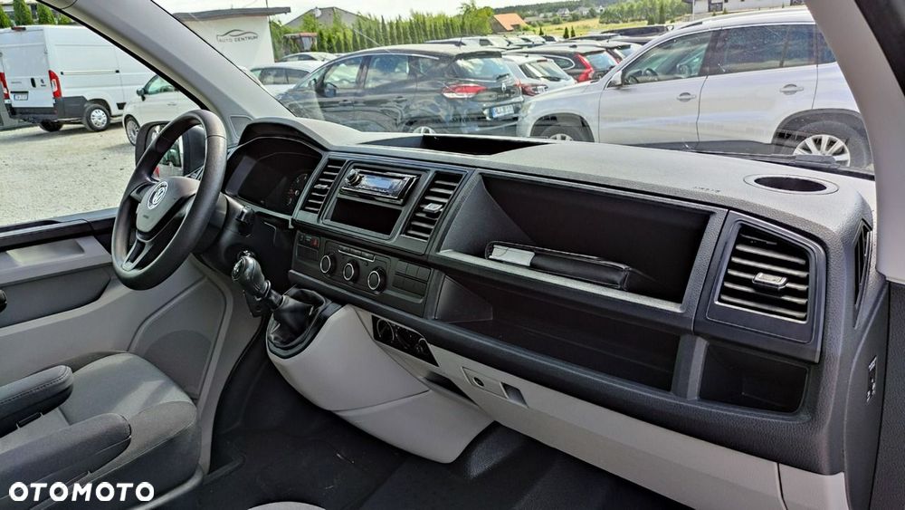 Volkswagen Transporter - 25