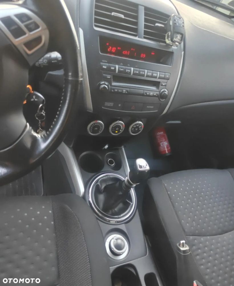 Mitsubishi ASX 1.8 DID Invite 4WD AS&G - 12