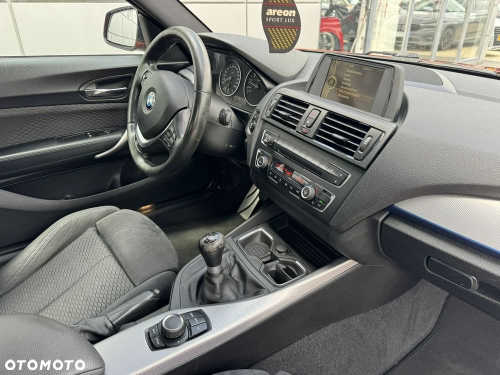 BMW Seria 1 116i Sport Line - 14