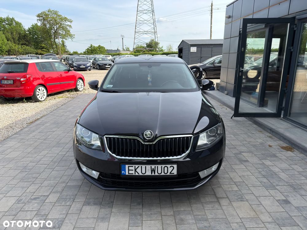 Skoda Octavia 2.0 TDI Style DSG - 6