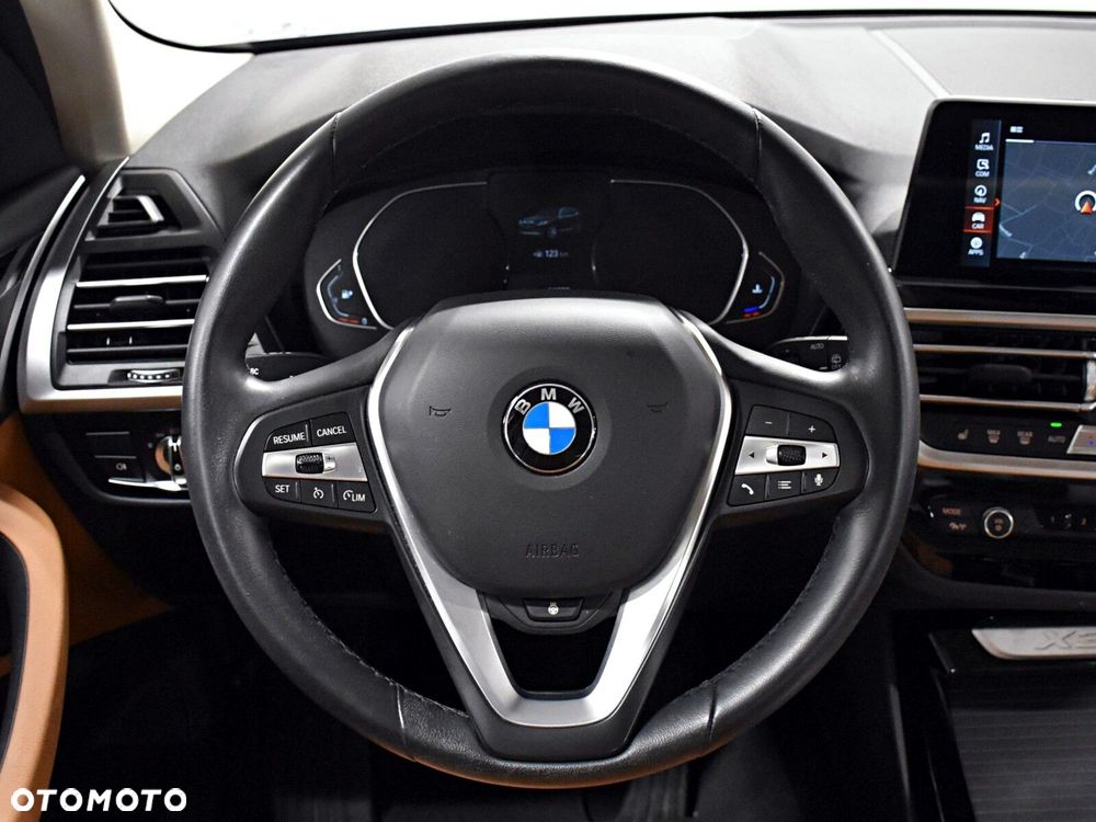 BMW X3 - 16