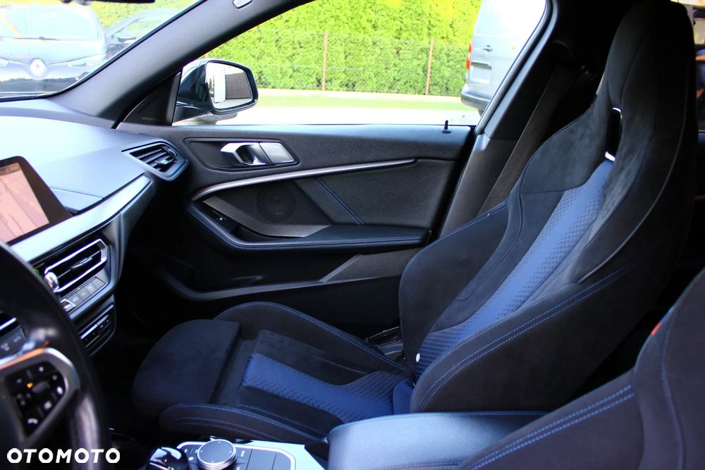 BMW Seria 2 218d M Sport sport - 27
