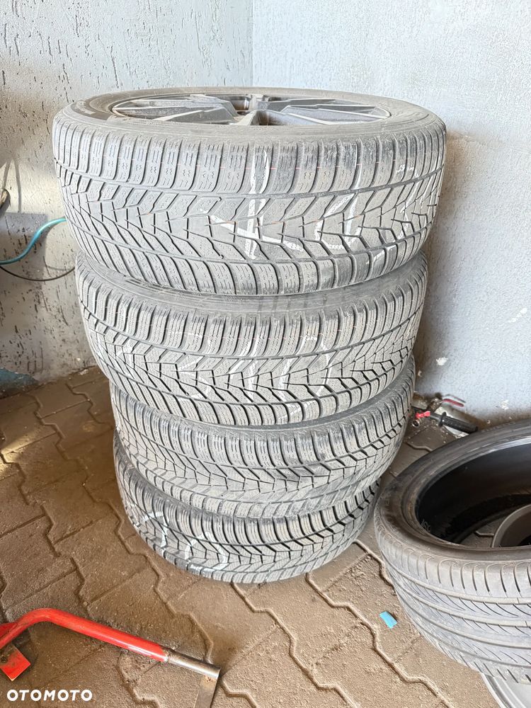 Hyundai Tucson 1.6 T-GDi HEV Executive N Line 4WD - 29