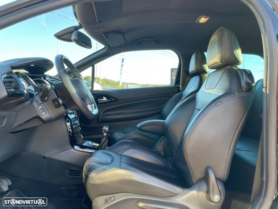 Citroën DS3 1.6 e-HDi So Chic - 14