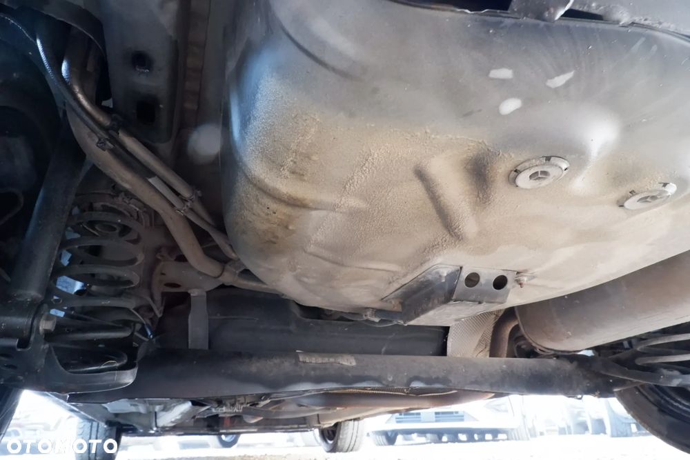 Ford Fiesta 1.4 Trend EU5 - 38