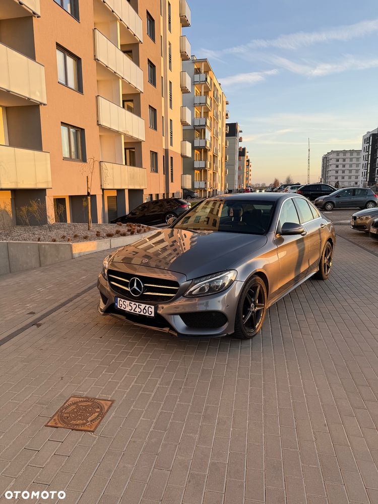 Mercedes-Benz Klasa C 200 4-Matic 9G-TRONIC - 2