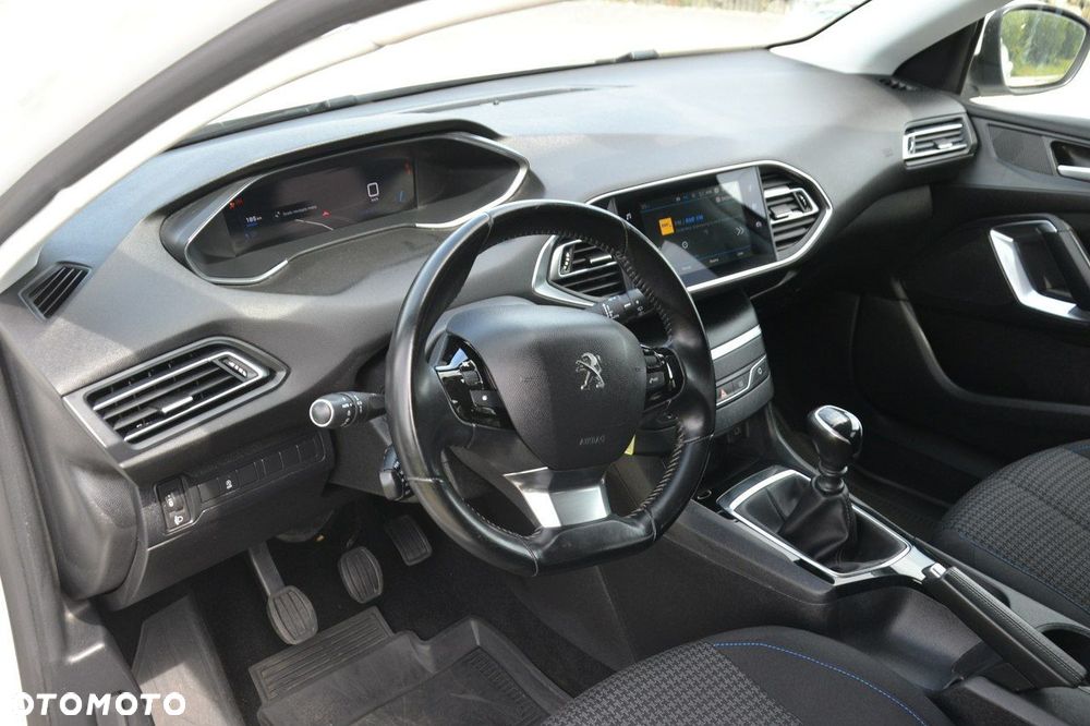 Peugeot 308 - 12