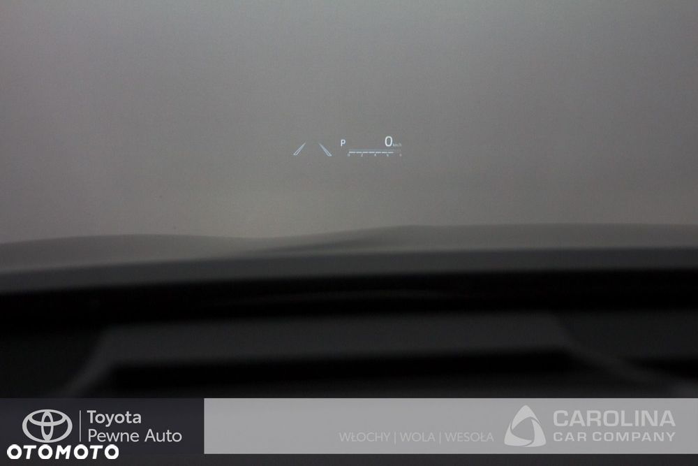Toyota Camry - 10