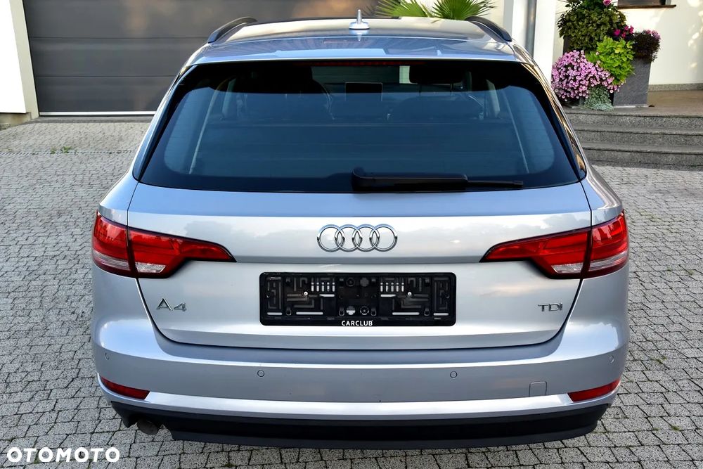 Audi A4 Avant 2.0 TDI S tronic - 10