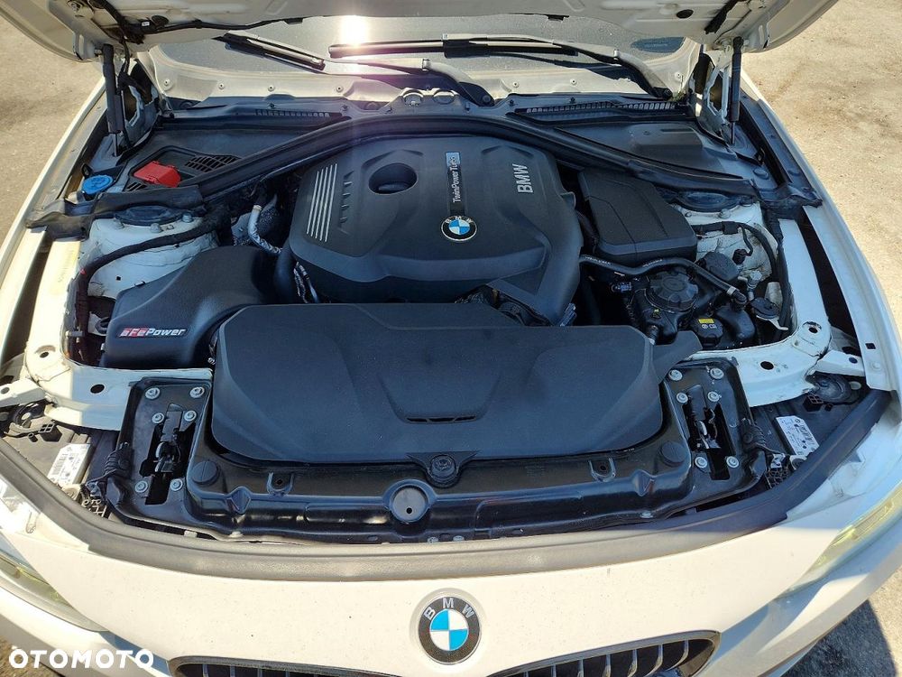 BMW Seria 3 - 12