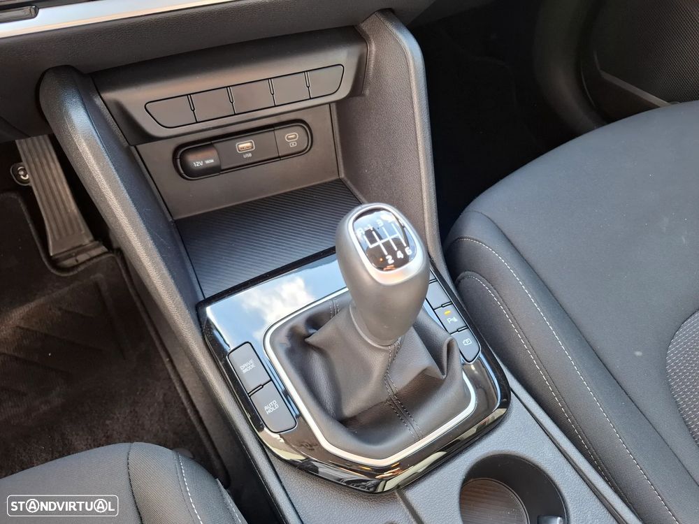 Kia Sportage 1.6 T-GDI Drive - 27