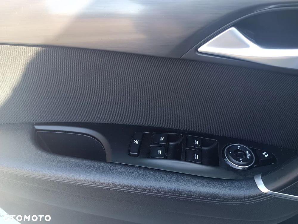 Hyundai i40 1.7 CRDi Business DCT - 11