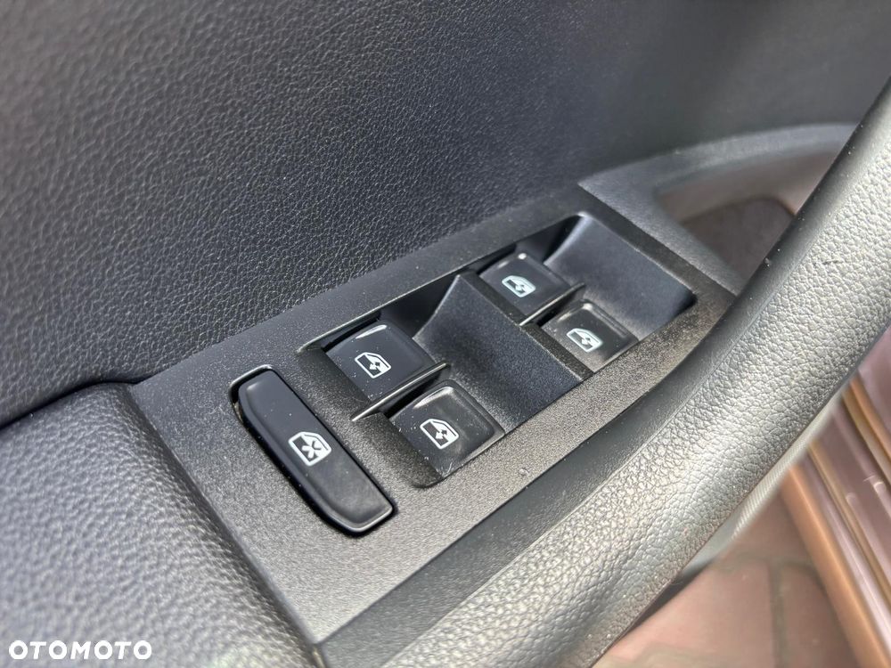 Skoda Octavia 2.0 TDI (Green tec) 4x4 Ambition - 34