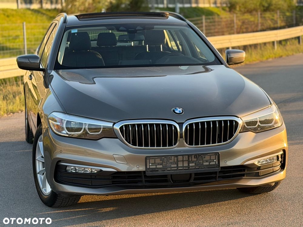 BMW Seria 5 520d xDrive Luxury Line sport - 21