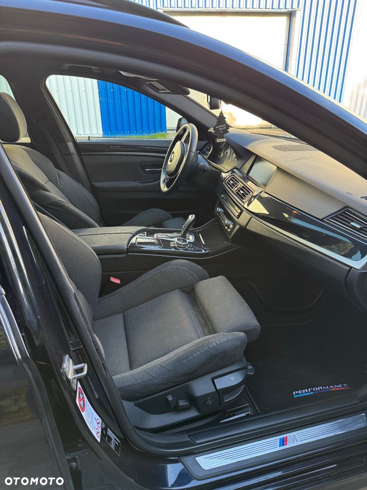 BMW Seria 5 530d Touring Sport-Aut - 8