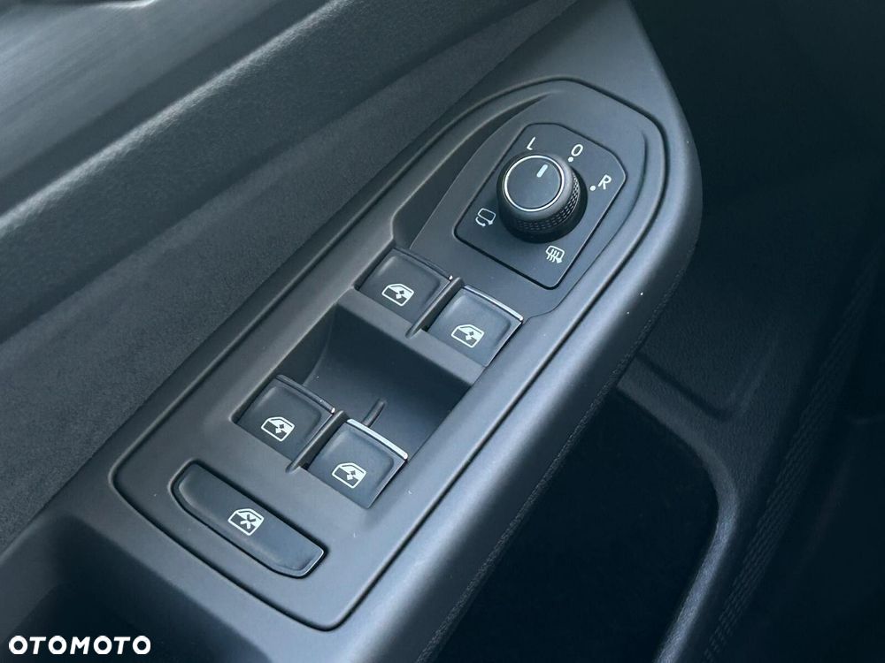 Volkswagen Golf Variant - 19