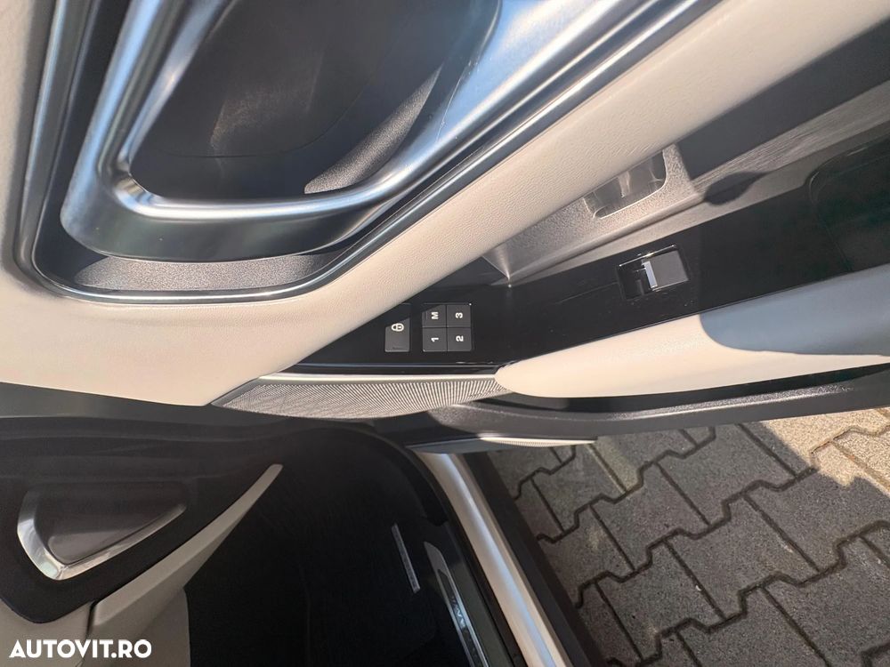Land Rover Range Rover Velar 2.0 R-Dynamic HSE - 21