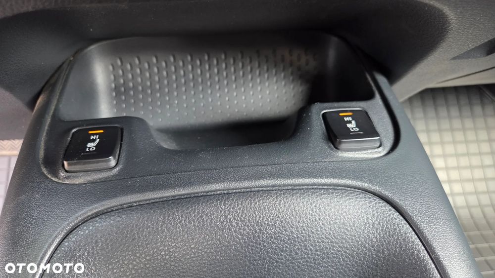 Toyota Corolla 1.8 Hybrid Executive - 18