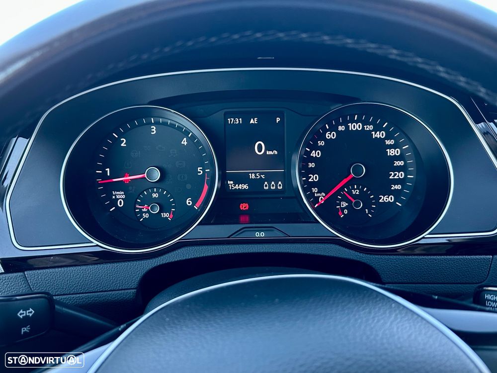 VW Passat Variant 2.0 TDi Business Package DSG - 16