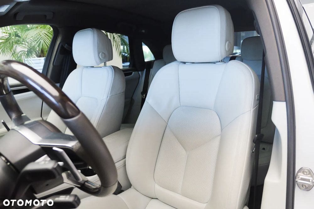Porsche Macan S - 15