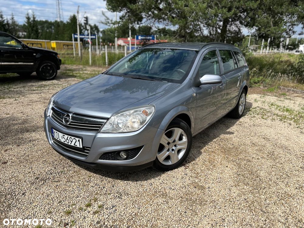 Opel Astra 1.6 Edition 111 Jahre - 3