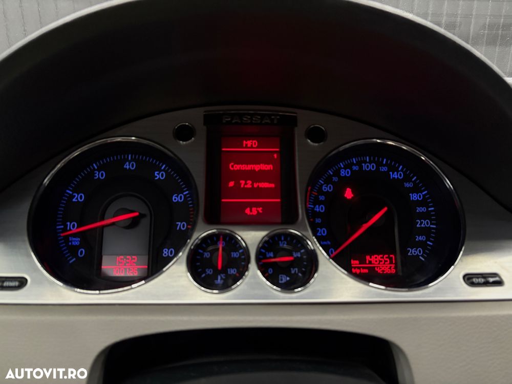 Volkswagen Passat 1.8 TSI Comfortline - 10