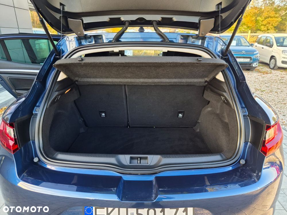 Renault Megane ENERGY TCe 115 Start & Stopp Paris Business - 29