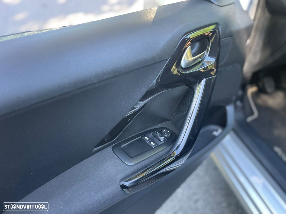 Peugeot 208 e-HDi 92 Stop&Start Active - 9