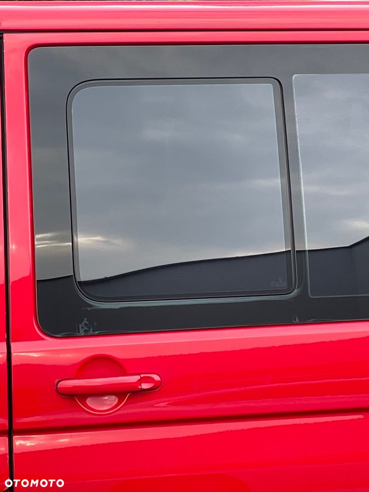 Volkswagen Caravelle - 29