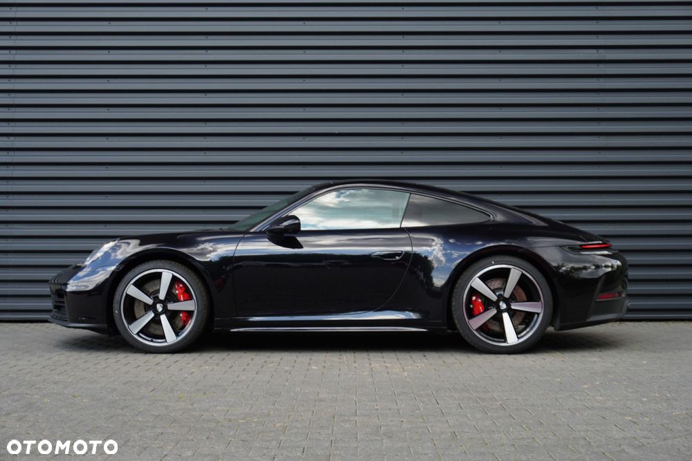 Porsche 911 - 4