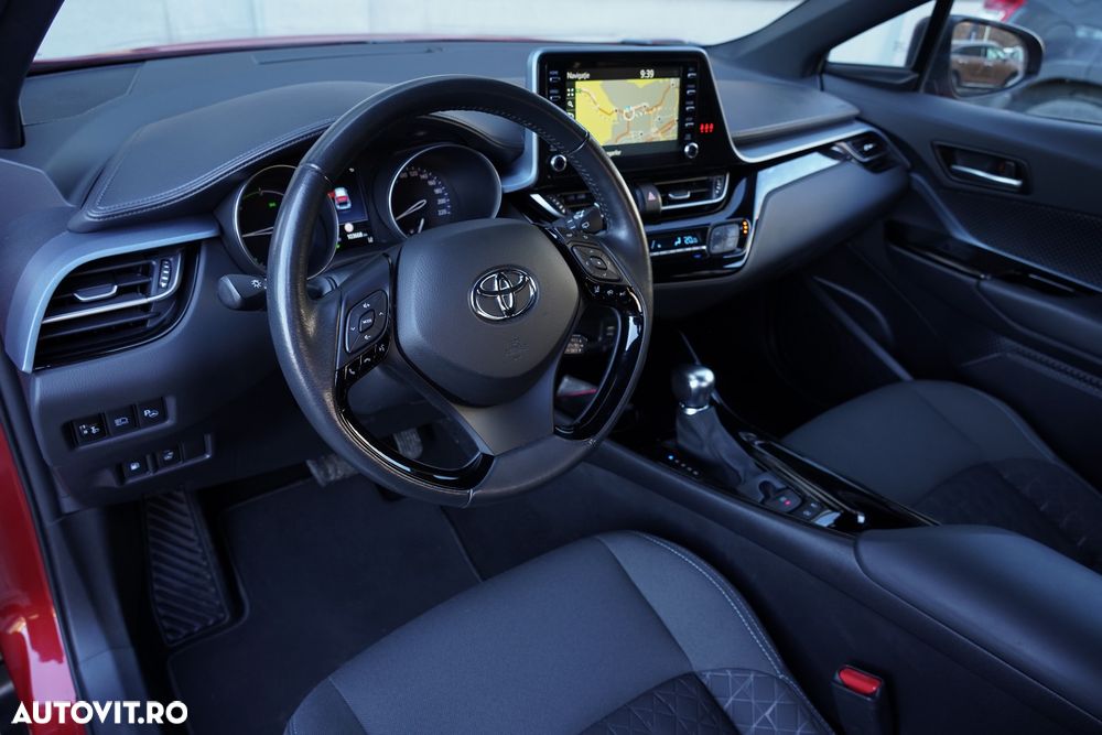 Toyota C-HR - 9