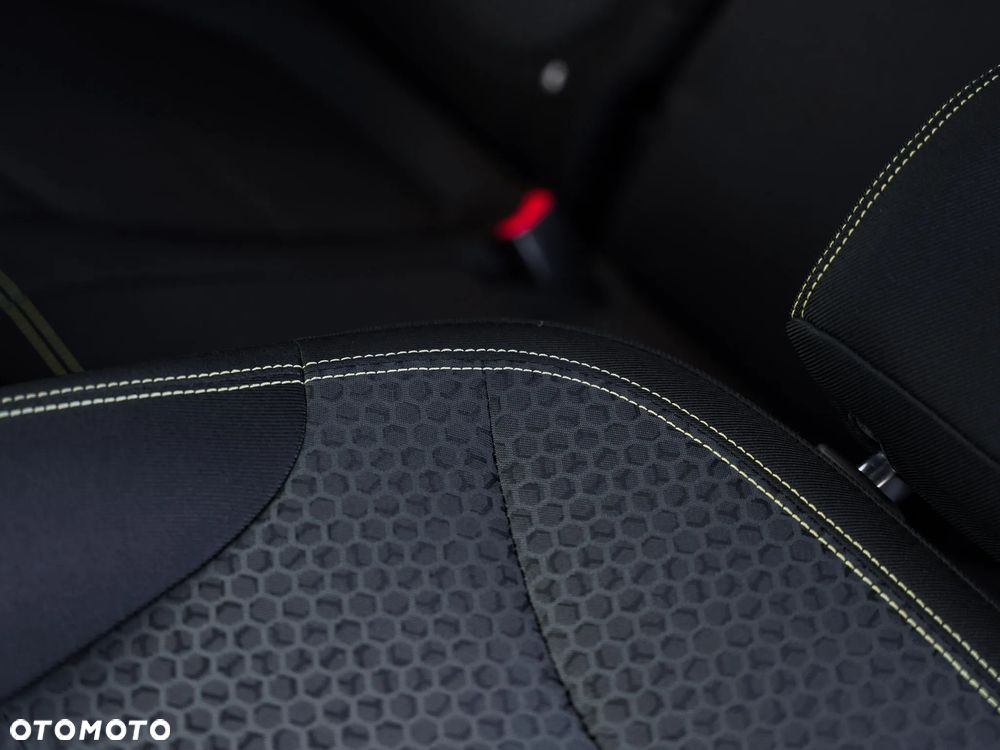 Kia Soul 1.6 CRDI Dream Team Edition - 39