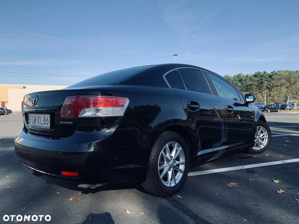 Toyota Avensis 1.8 Sol - 7