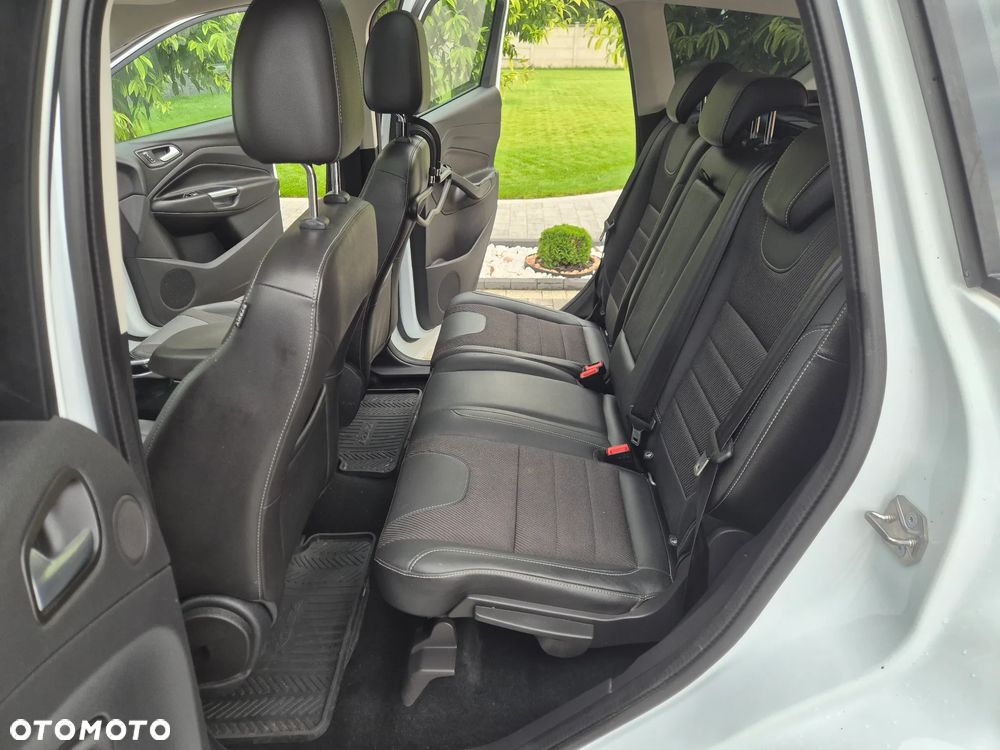 Ford Kuga 2.0 TDCi 4x4 Titanium - 8