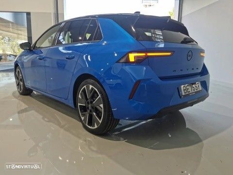 Opel Astra 54 kWh GS - 3