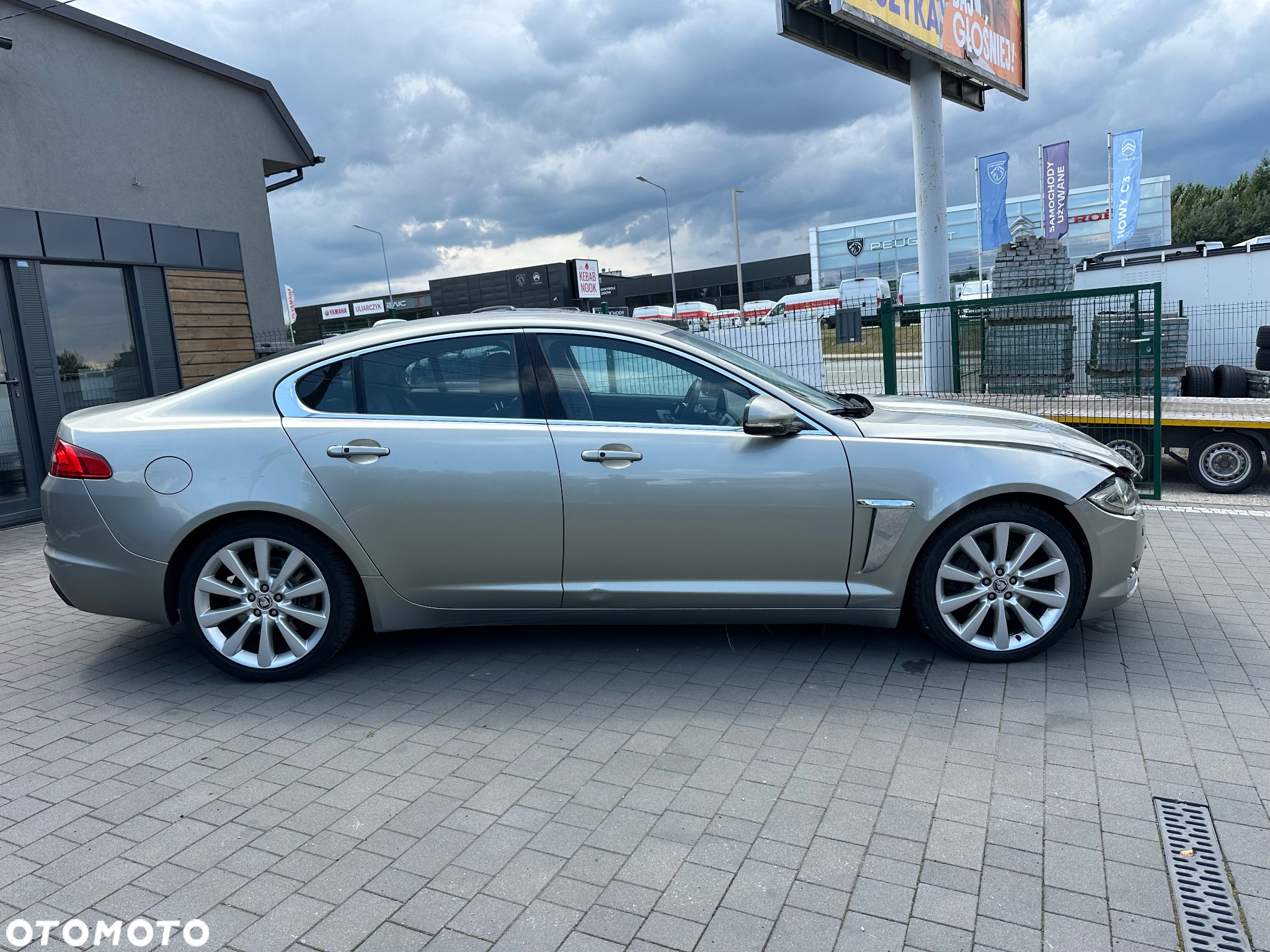Jaguar XF 3.0 V6 D S Portfolio - 14