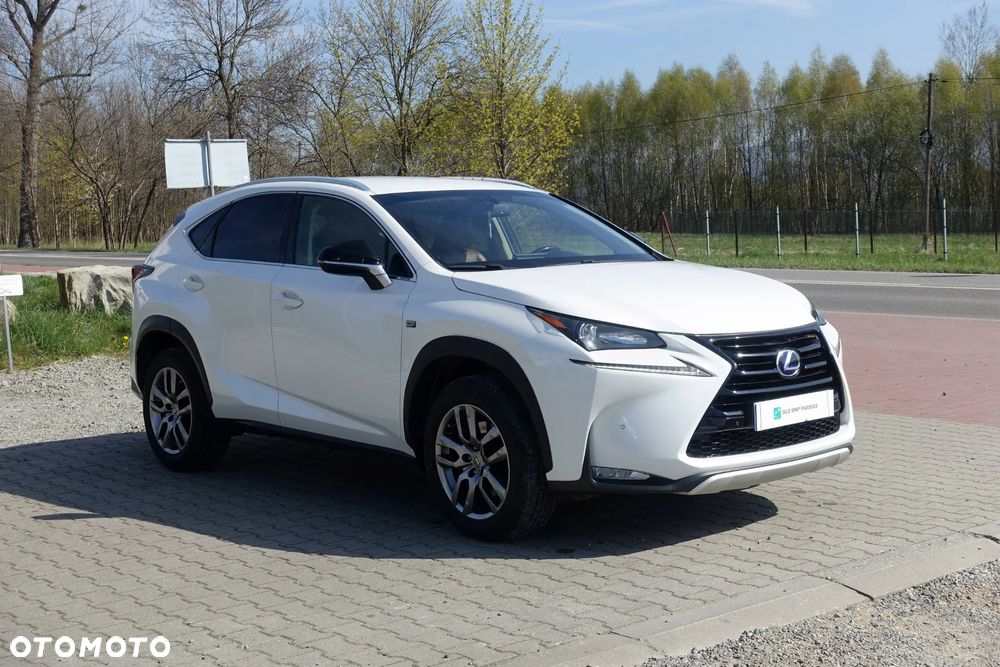 Lexus NX 300h Executive-Line - 3