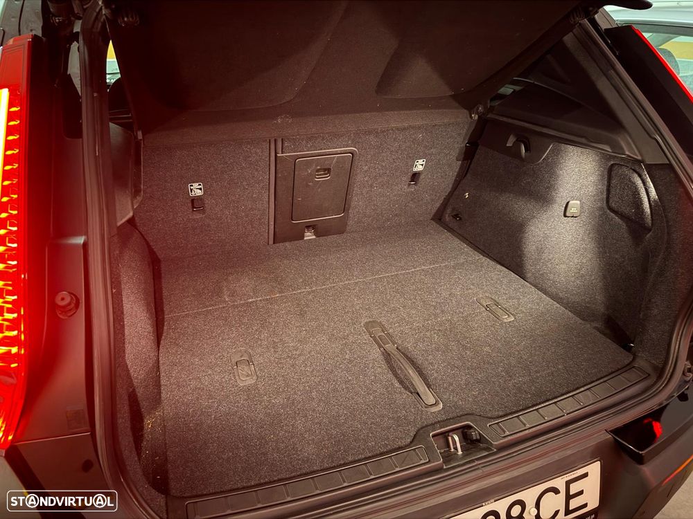 Volvo C40 - 15
