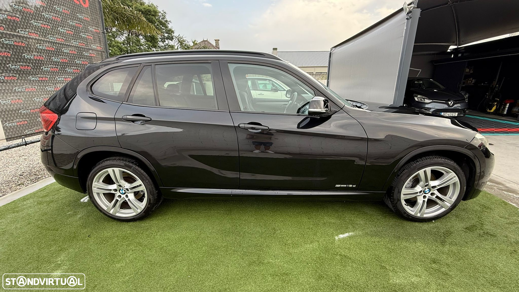 BMW X1 18 d sDrive Auto Pack M - 4