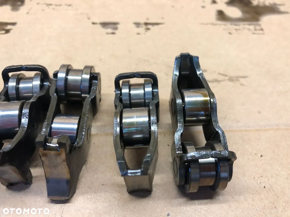 DŹWIGIENKA WAŁKA MIMOŚRODOWEGO WSPORNIK  SPRĘŻYNA BMW F10 F20 F30 N20 - 4