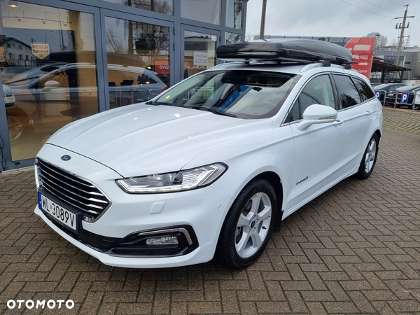 Ford Mondeo 2.0 Hybrid Titanium