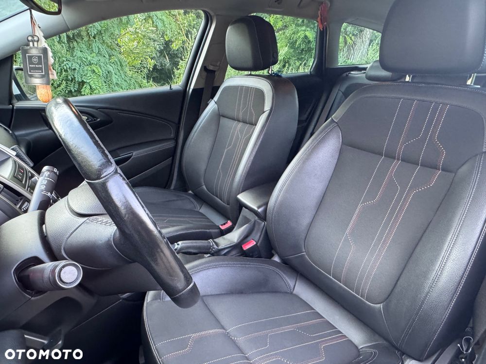 Opel Astra 2.0 CDTI DPF Automatik 150 Jahre - 10