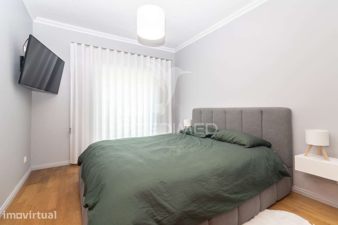Apartamento T-2 Quinta do Conde - Grande imagem: 3/9
