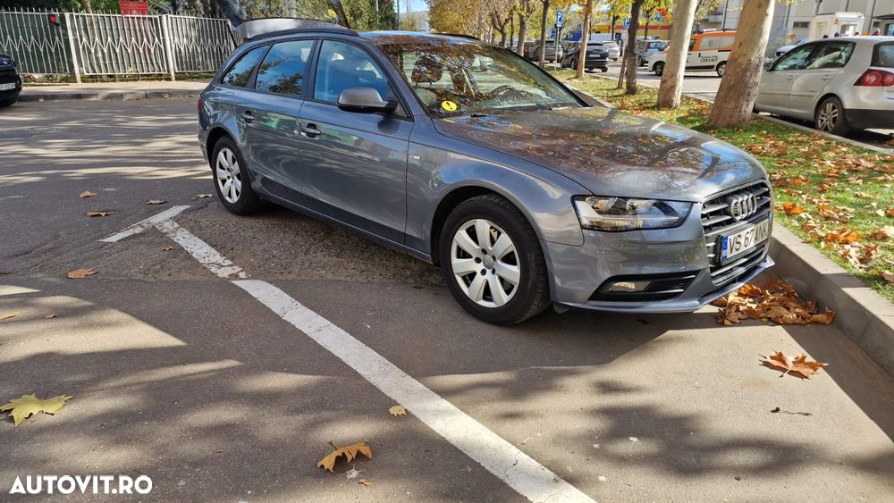 Audi A4 Avant 2.0 TDI DPF clean diesel multitronic Ambiente - 9