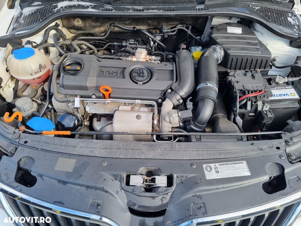 Skoda RAPID 1.4 TSI DSG Ambition - 12