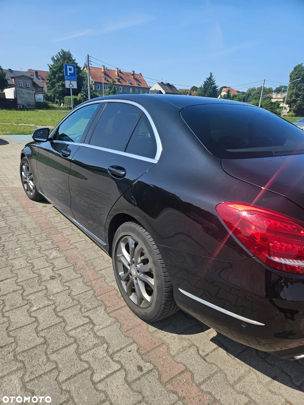 Mercedes-Benz Klasa C 250 7G-TRONIC - 3
