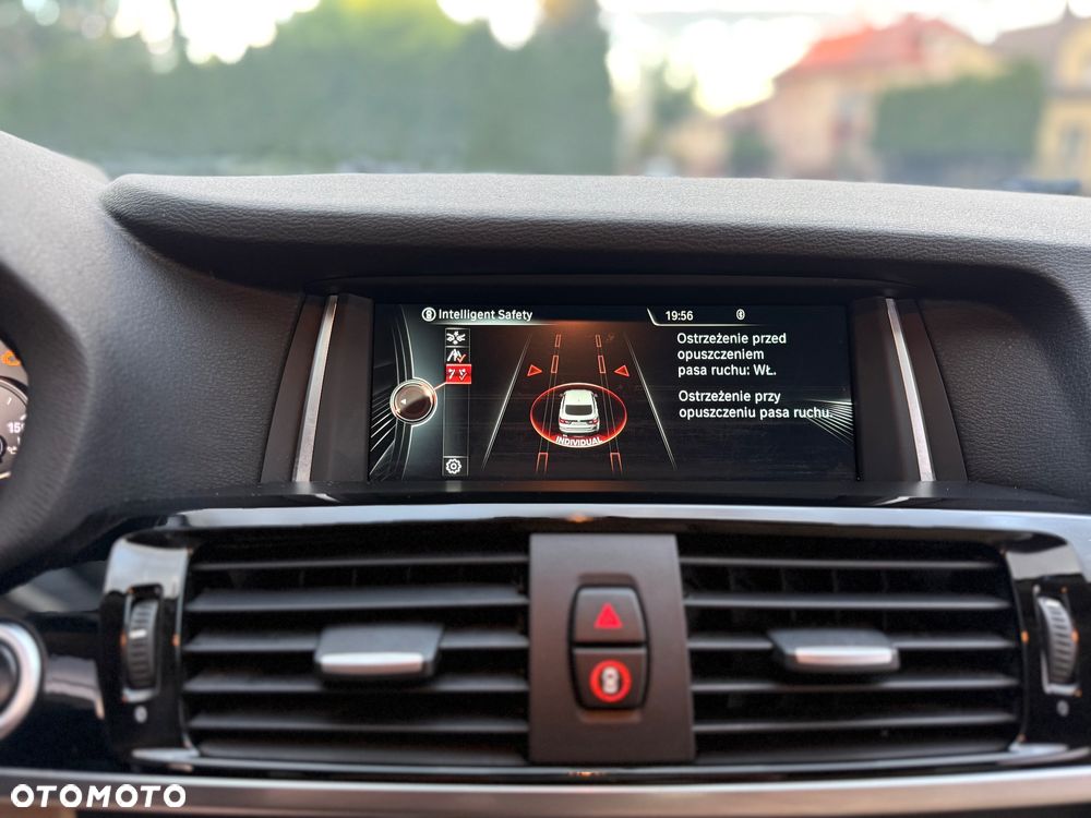 BMW X4 xDrive20d xLine - 29