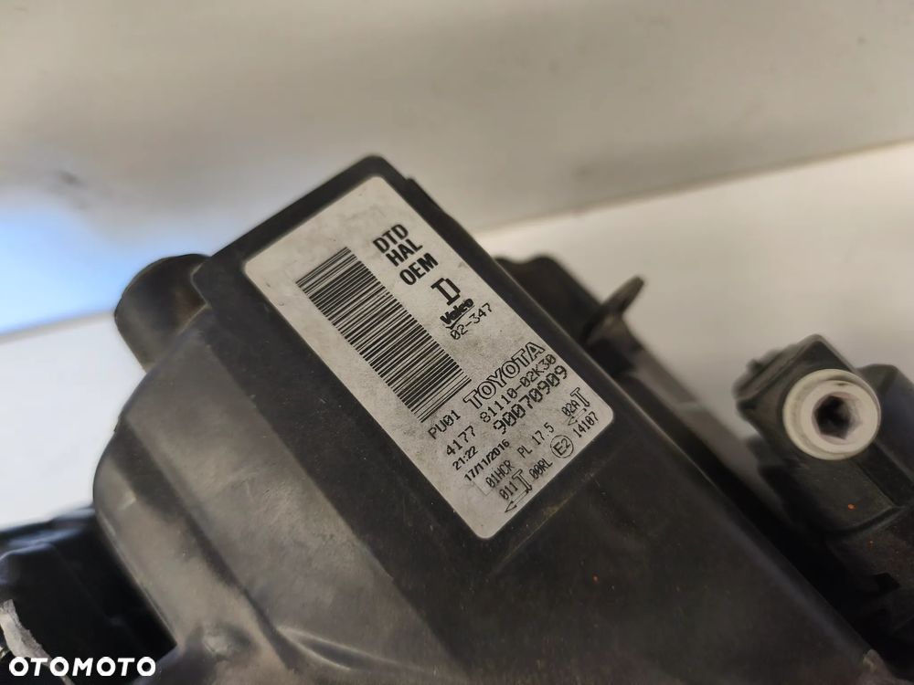 LAMPA PRZÓD PRZEDNIA PRAWA TOYOTA AURIS II LIFT SOCZEWKA LED 81110-02K30 - 7